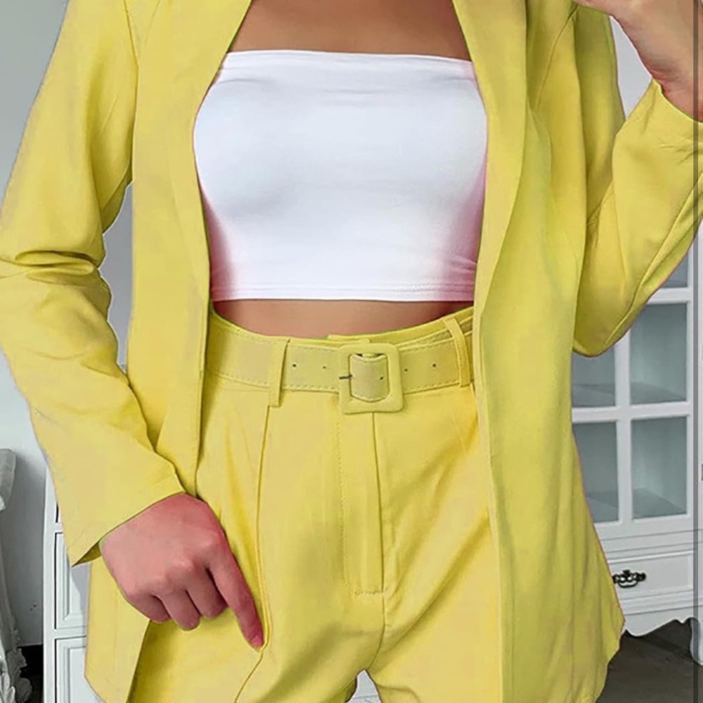 Yellow Blazer and Shorts Set with Belt - Picture 8 of 8